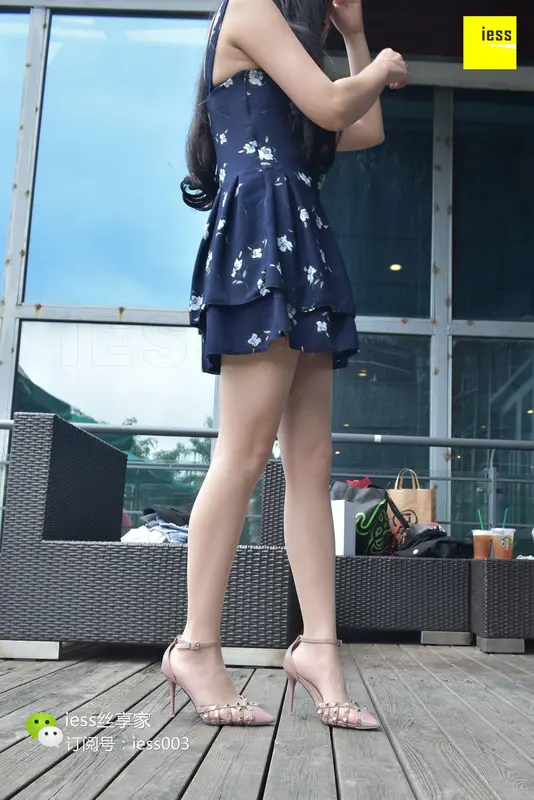 2017.07.14 丝享家022:欣欣《嘿!在星巴克晒太阳的姑娘》 - IESS